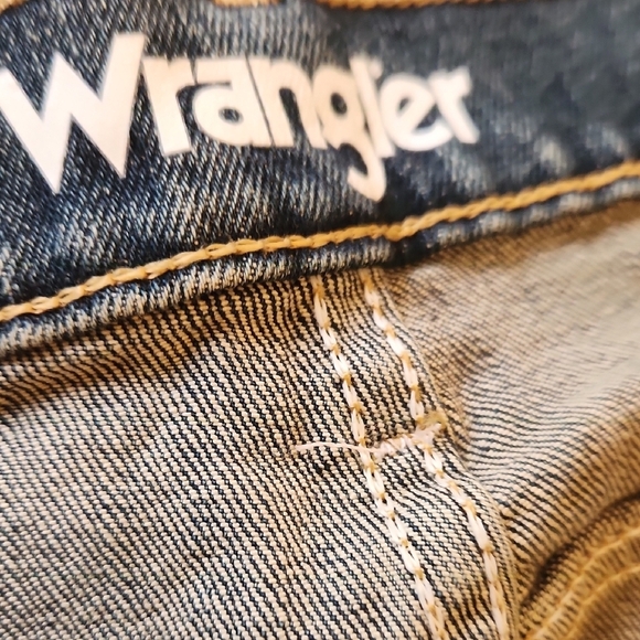 NWT Wrangler Men's Blue Regular Fit Jeans Size 36x30 - Picture 16 of 16